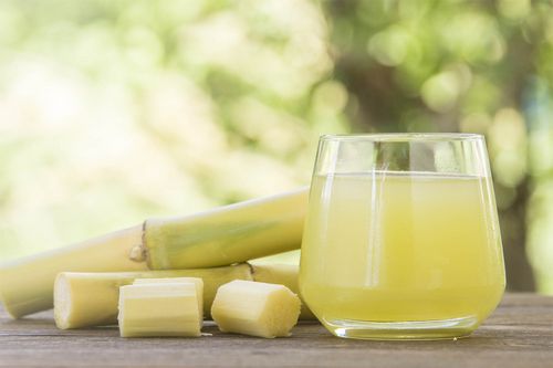 What Are the Health Benefits of Sugar Cane Juice? 